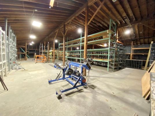 Fitness Equipment, Interior, Wooden Beams