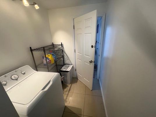 Interior, Washer