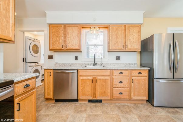 Interior, Kitchen, Stainless Steel Appliances, Washer