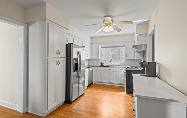 Interior, Kitchen, Stainless Steel Appliances, Wood Texture Flooring