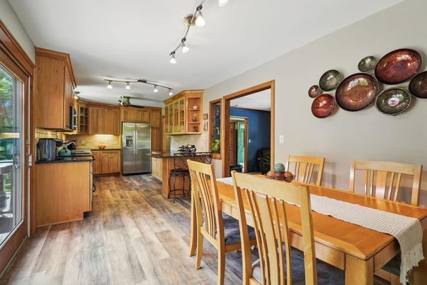 Dining room, Interior, Kitchen, Stainless Steel Appliances, Wood Texture Flooring