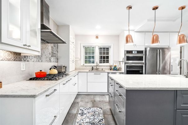 Interior, Kitchen, Pendant Lights, Stainless Steel Appliances