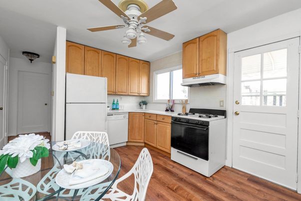 Interior, Kitchen, Wood Texture Flooring