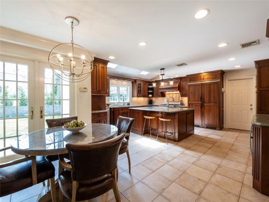 Chandelier, Dining room, Interior, Kitchen, Pendant Lights, Recessed Lighting
