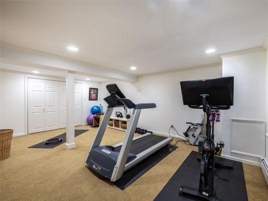 Fitness Equipment, Interior, Recessed Lighting