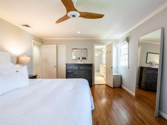 Bedroom, Interior, Recessed Lighting, Wood Texture Flooring