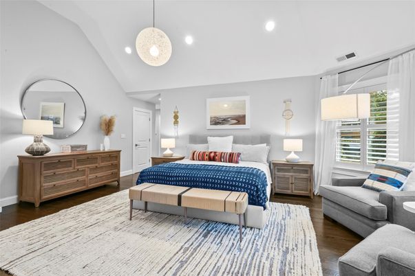 Bedroom, Interior, Pendant Lights, Recessed Lighting, Wood Texture Flooring
