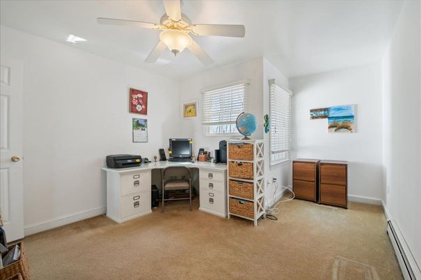 Home Office, Interior