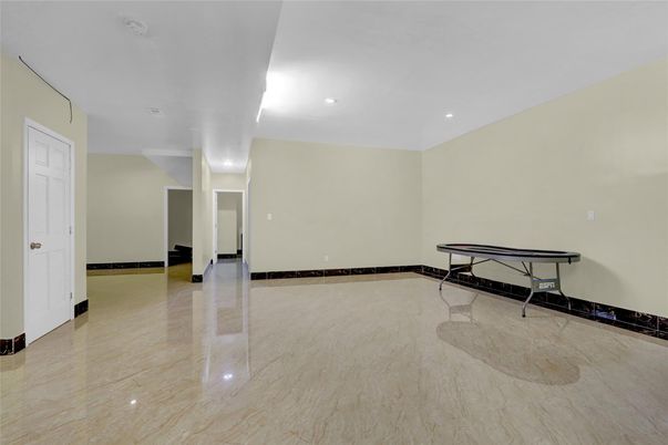 Interior, Recessed Lighting