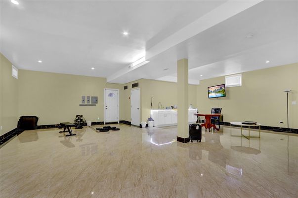 Interior, Recessed Lighting