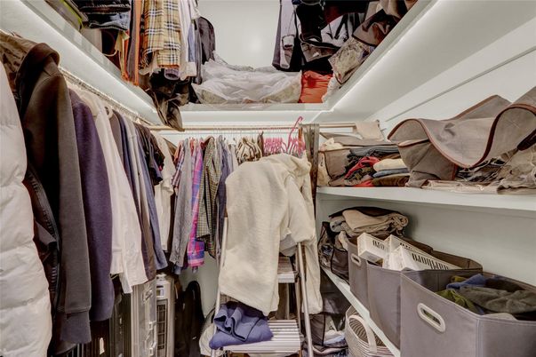 Interior, Walk-in Closets