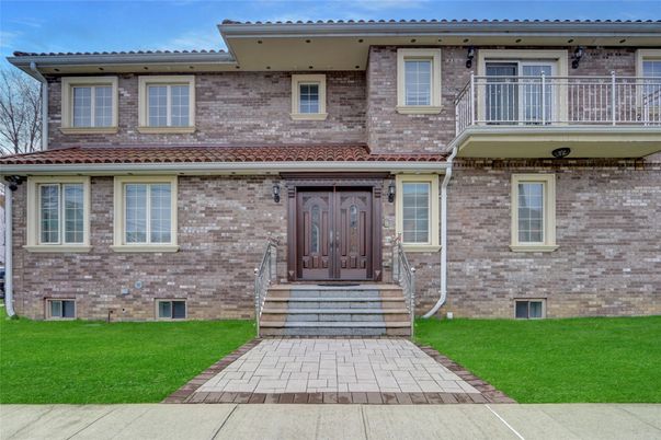 Exterior, Facade, Brick Facade, Mediterranean