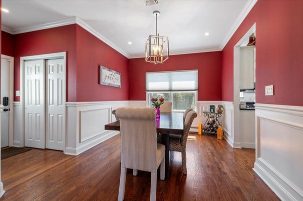 Dining room, Interior, Pendant Lights, Recessed Lighting, Wood Texture Flooring