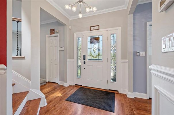 Interior, Pendant Lights, Wood Texture Flooring
