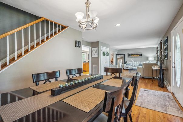 Chandelier, Dining room, Interior, Living room, Recessed Lighting, Wood Texture Flooring