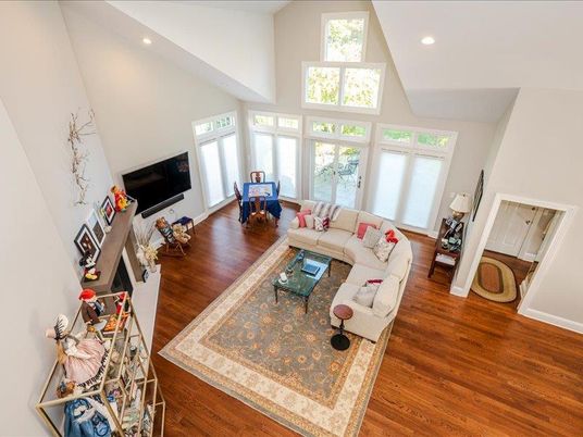 Interior, Living room, Recessed Lighting, Wood Texture Flooring
