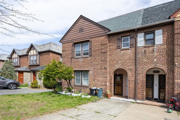 Exterior, Facade, Brick Facade, Tudor Revival