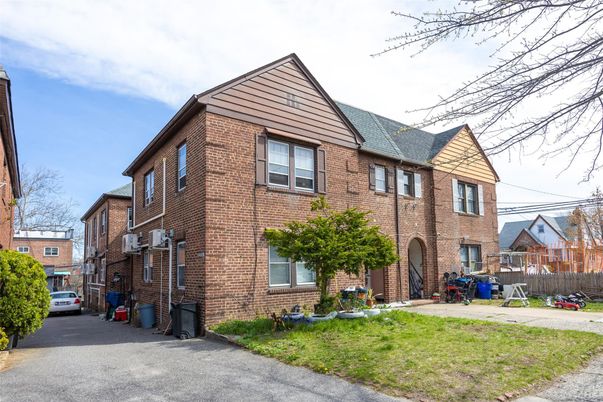 Exterior, Facade, Brick Facade, Tudor Revival