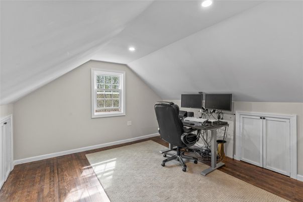 Home Office, Interior, Recessed Lighting, Wood Texture Flooring