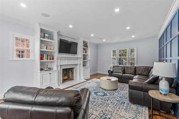 Fireplace, Interior, Living room, Recessed Lighting, Wood Texture Flooring