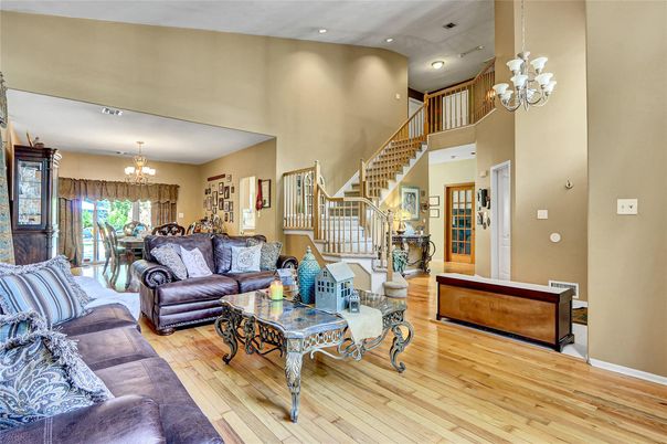 Chandelier, Dining room, Interior, Living room, Recessed Lighting, Wood Texture Flooring