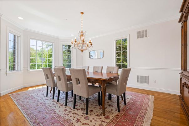 Chandelier, Dining room, Interior, Recessed Lighting, Wood Texture Flooring