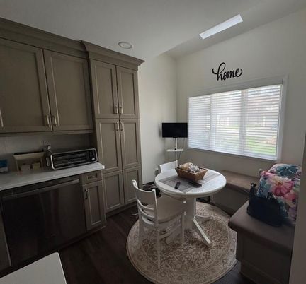Dining room, Interior, Kitchen, Recessed Lighting, Wood Texture Flooring