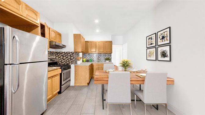 Dining room, Interior, Kitchen, Recessed Lighting