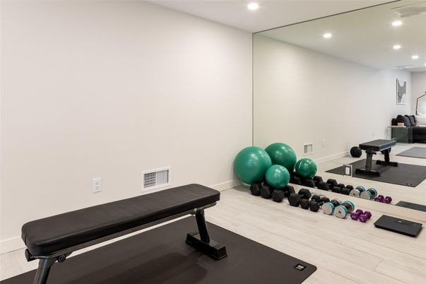 Fitness Equipment, Interior, Recessed Lighting, Wood Texture Flooring