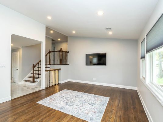Interior, Recessed Lighting, Wood Texture Flooring