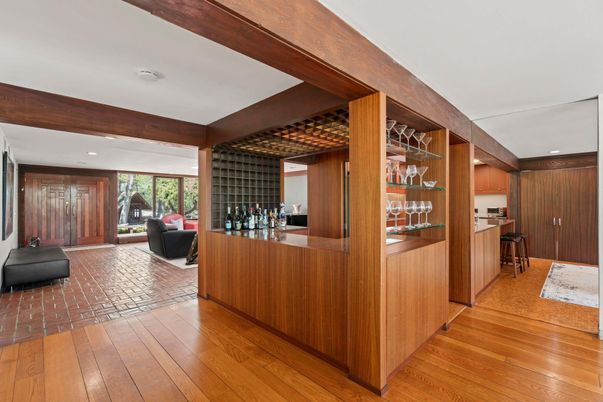 Interior, Recessed Lighting, Wood Texture Flooring