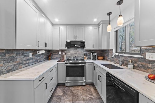 Interior, Kitchen, Pendant Lights, Recessed Lighting, Stainless Steel Appliances