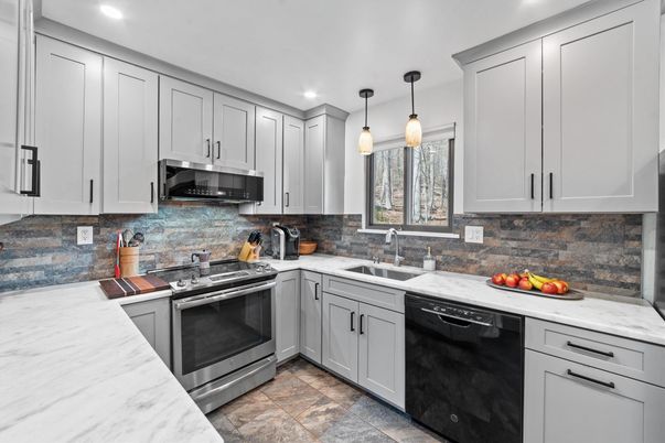 Interior, Kitchen, Pendant Lights, Recessed Lighting, Stainless Steel Appliances