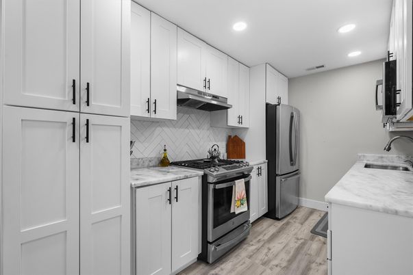 Interior, Kitchen, Recessed Lighting, Wood Texture Flooring