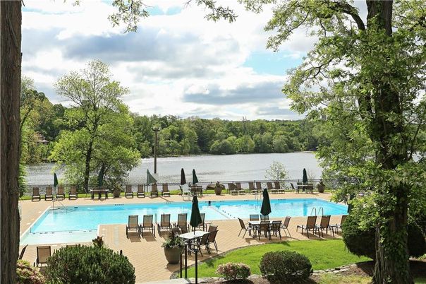Exterior, Lake, Pool, Water
