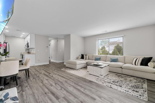 Dining room, Interior, Kitchen, Living room, Recessed Lighting, Wood Texture Flooring
