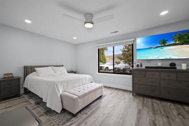 Bedroom, Interior, Recessed Lighting, Wood Texture Flooring
