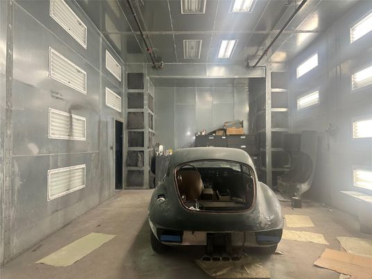 Garage, Interior