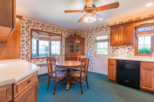 Dining room, Interior, Kitchen, Recessed Lighting