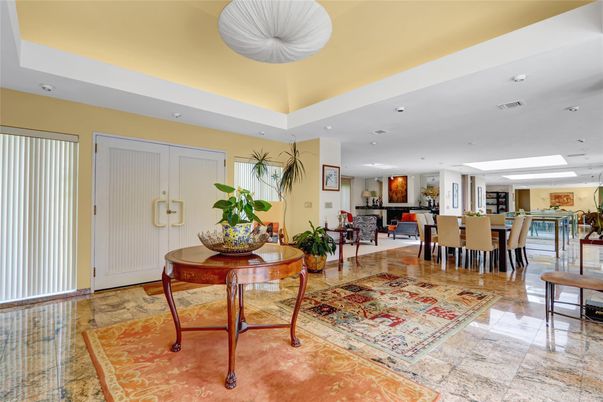 Dining room, Interior, Kitchen, Recessed Lighting