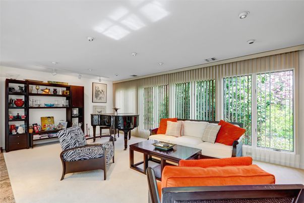 Interior, Living room, Piano, Recessed Lighting
