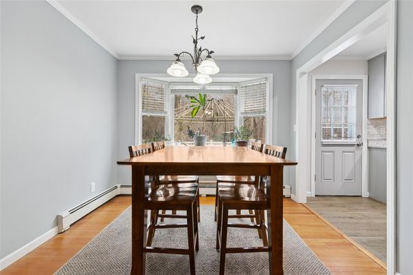 Chandelier, Dining room, Interior, Pendant Lights, Wood Texture Flooring