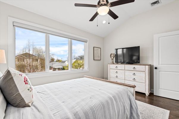 Bedroom, Interior, Water, Wood Texture Flooring