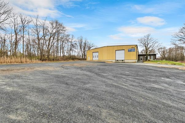 Backyard, Detached Garage, Exterior
