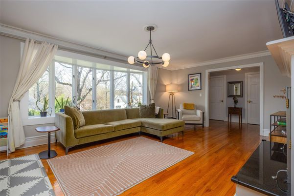 Interior, Living room, Pendant Lights, Wood Texture Flooring