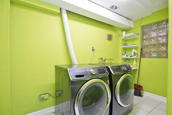 Interior, Washer