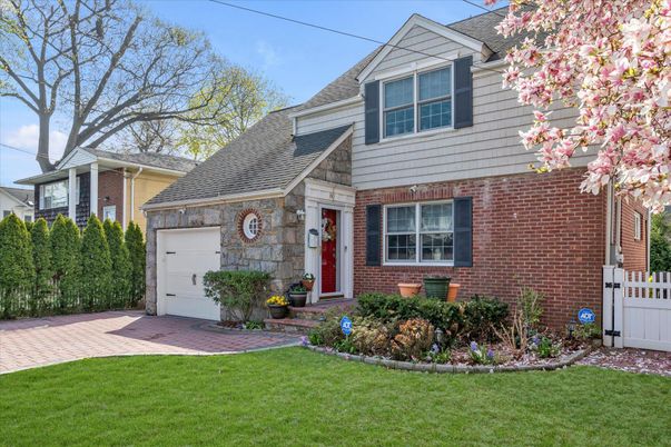 Attached, Exterior, Facade, Brick Facade, Cape Cod