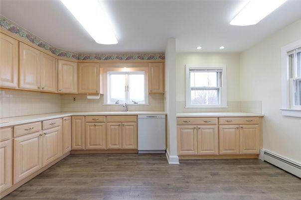 Interior, Kitchen, Recessed Lighting, Wood Texture Flooring
