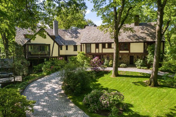 Backyard, Exterior, Facade, Tudor Revival