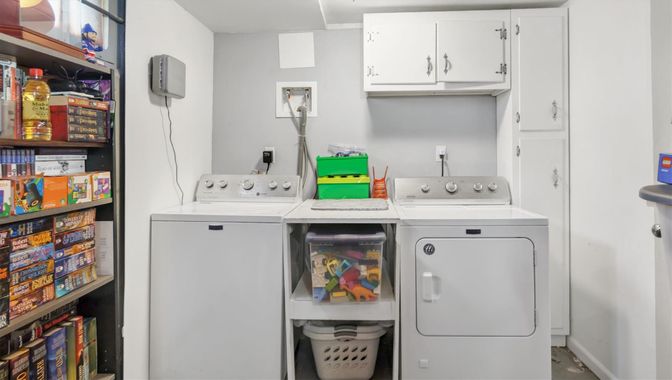 Interior, Utility Closets, Washer